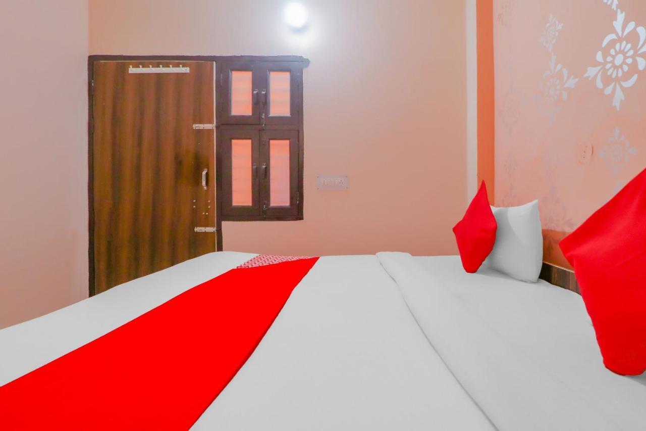 Hotel O Bhardwaj Guest House Garhi Harsaru Zewnętrze zdjęcie