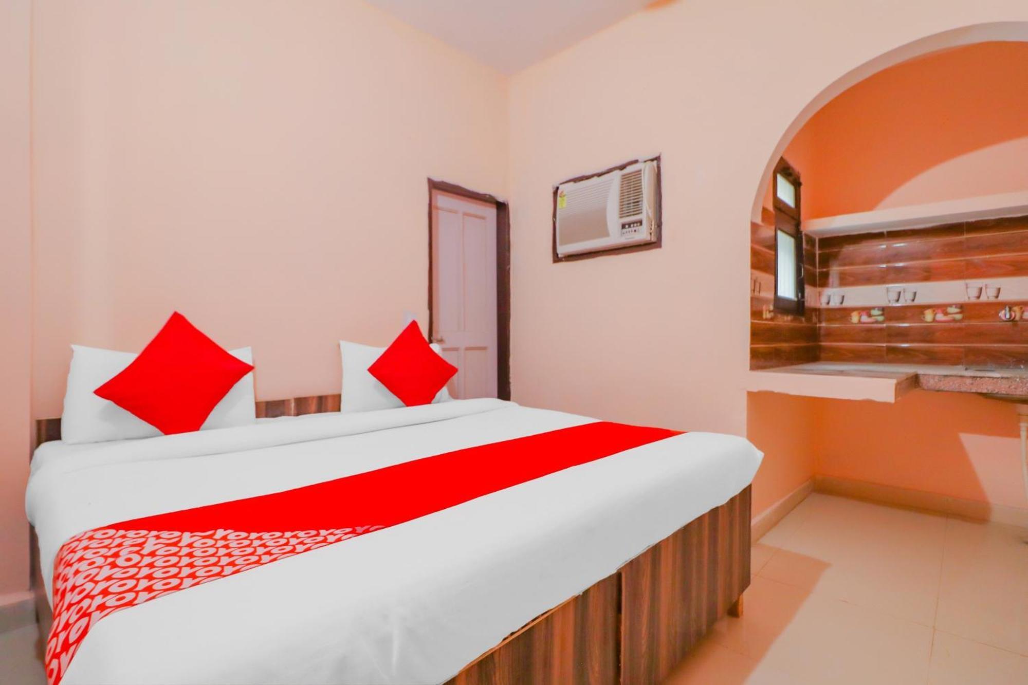 Hotel O Bhardwaj Guest House Garhi Harsaru Zewnętrze zdjęcie